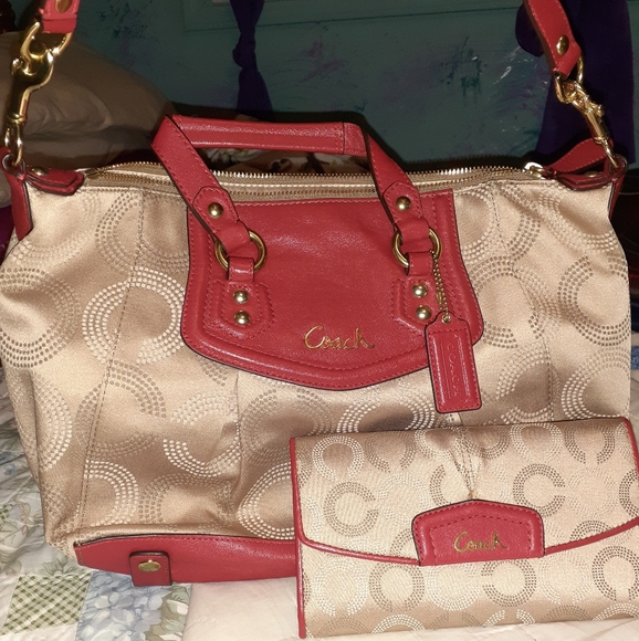 Coach purse and wallet - Picture 1 of 2